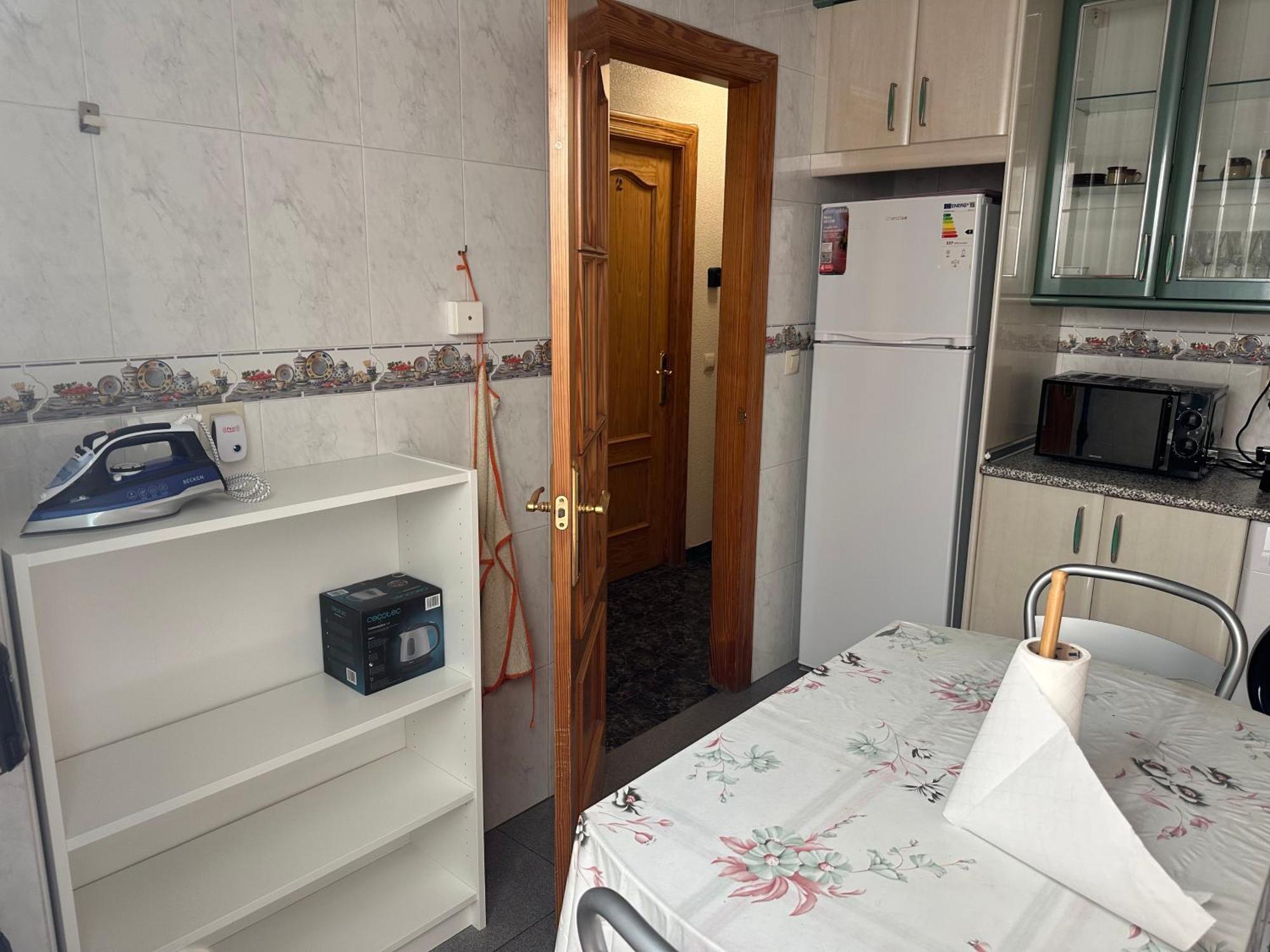Almeria Centro Habitacion Privada En Apartamento Compartido Exterior foto